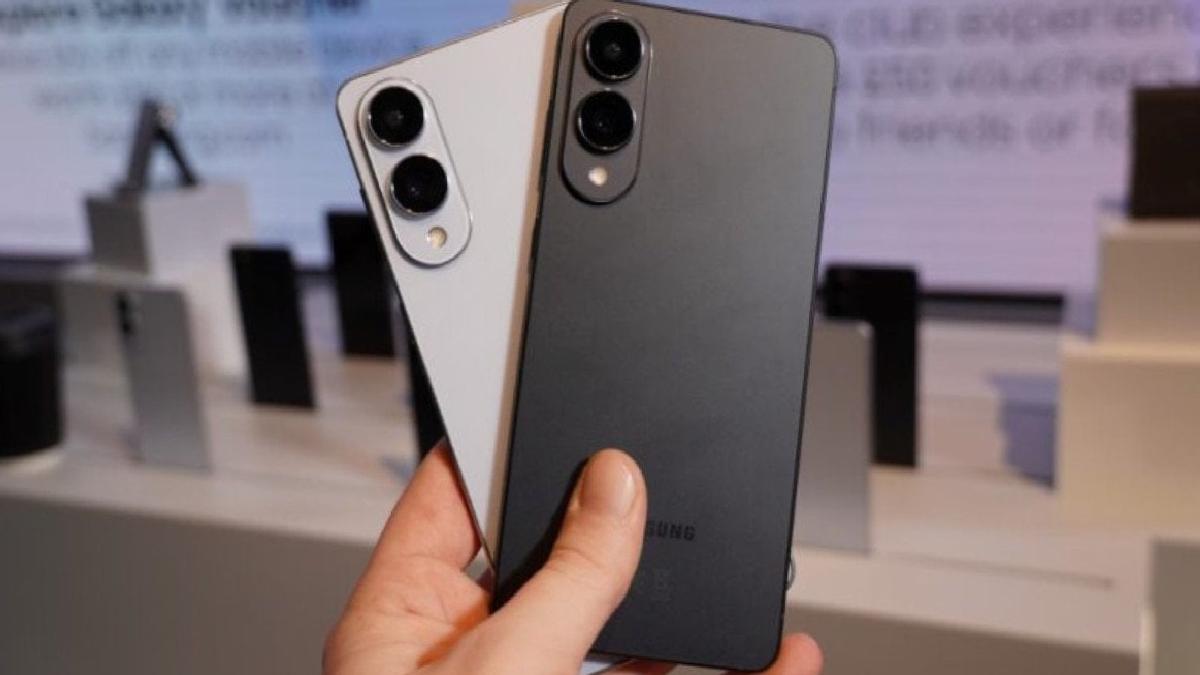 2025’in En Çok Görülen Akıllı Telefon Trendleri: S25 Ultra ve iPhone 17 Pro Max Zirvede