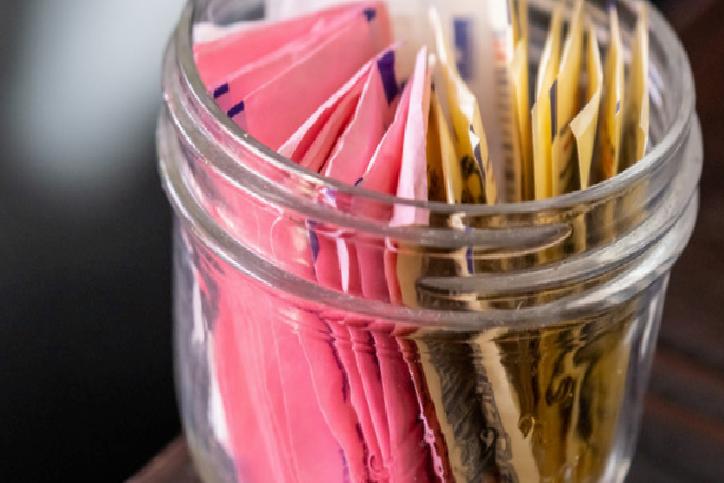 Aspartam Araştırması: Yüksek Tüketimin Beyin ve Kalp Üzerindeki Potansiyel Etkileri