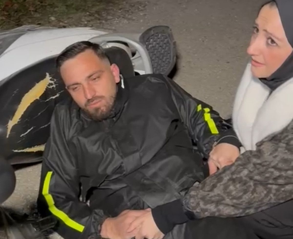 Düzce'de Moto Kurye Onur’un Sürpriz Evlilik Teklifi: Bir Anlık Kaza ve Mutlu Anlar