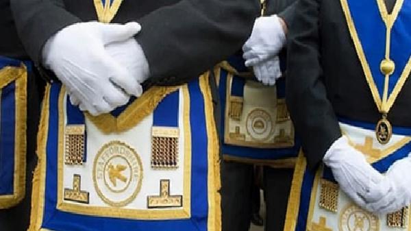 Londra Polisi ve Masonluk: Şeffaflık İçin Bildirim Zorunluluğu Çevresinde Artan Tartışma