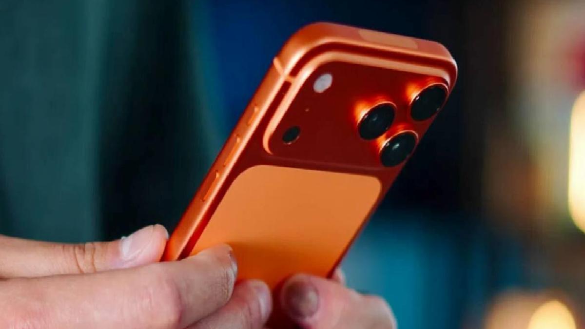 iPhone Fiyatları, Samsung Yüzünden Zamlanabilir: Web İçin Benzersiz Başlık