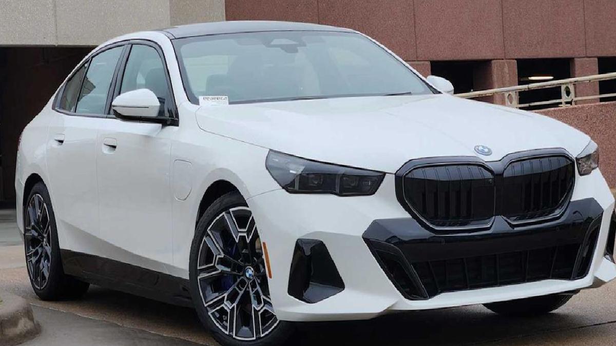 BMW 60 Bin Aracı Geri Çağırıyor: Nedeni Netleşti