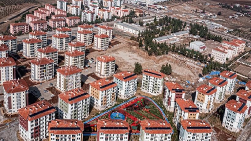 Deprem Konutları İçin Yeni Ödeme Planı: Konut ve Köy Evlerinin Fiyatları Açıklandı