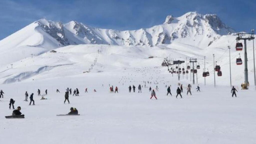 Erciyese Ulaşım Yeniden Açıldı