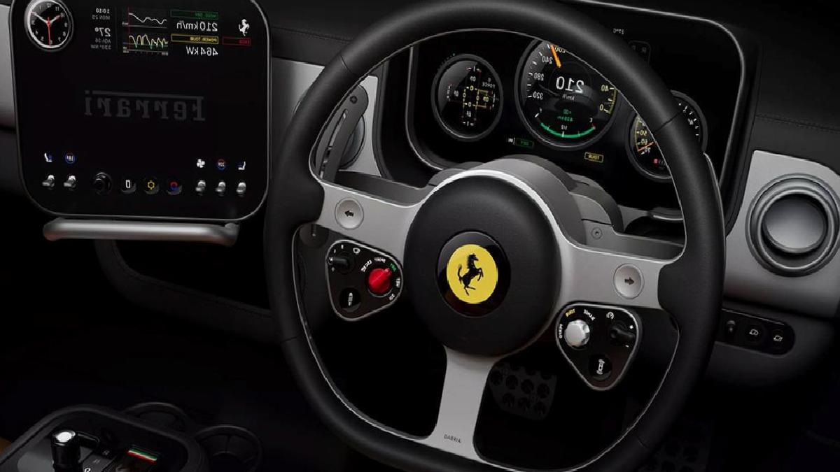 Ferrari’nin İlk Elektrikli Aracı İçin İsmi ve İç Mekân: iPhone Tasarımcısı Jony Ive’ın Eseri
