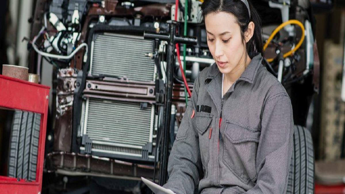 Otomobillerde Periyodik Bakım Nasıl Ortaya Çıktı: İlk Keşif ve Gelişimin Kısa Hikayesi