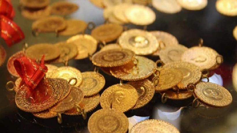 Bayram Öncesi Hareketlilik: Altınını Bozduranlar Otomobile Koşuyor