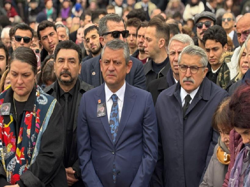 Duayen Tarihçi İlber Ortaylı Galatasaray Üniversitesi Anma Töreniyle Son Yolculuğuna Uğurlanıyor