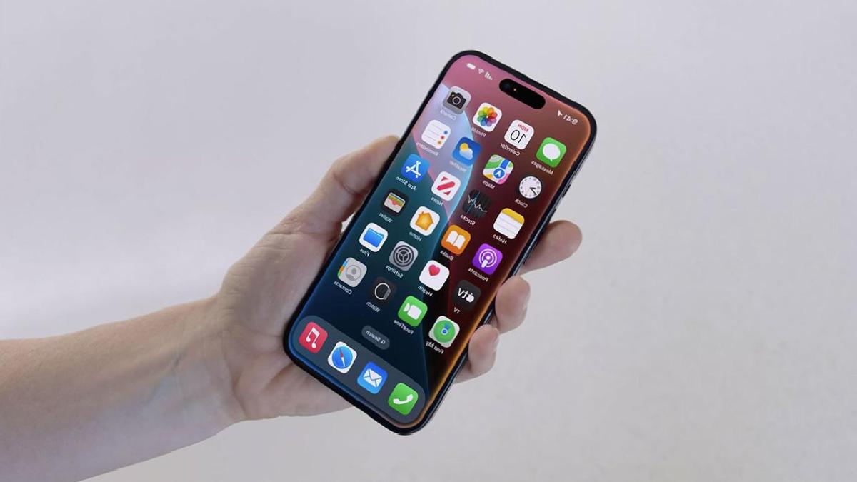 Meğerse Siri, Apple'ın Elini Kolunu Bağlamış: Yeni Ürünlerin Çıkış Tarihlerini Etkileyen Şaşırtıcı Gerçek