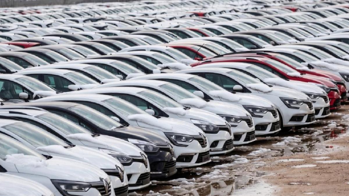 Beynimiz Yandı: 2. El Otomobil Fiyatları Arttı (Ama Aslında Düştü)