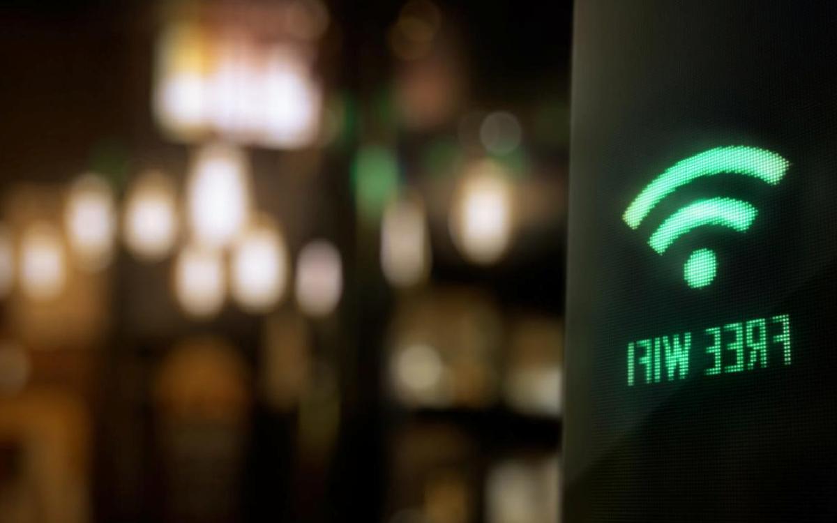 Dışarıda Halka Açık Wi‑Fi Kullanırken Dikkat Edilmesi Gereken 7 Nokta
