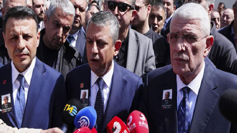 Eski TBMM Başkanı Hüsamettin Cindoruk Son Yolculuğuna Uğurlandı: Anıların İzinde