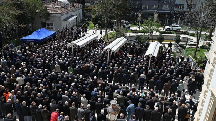 Eski TBMM Başkanı Hüsamettin Cindoruk Son Yolculuğuna Uğurlandı: Anıların İzinde