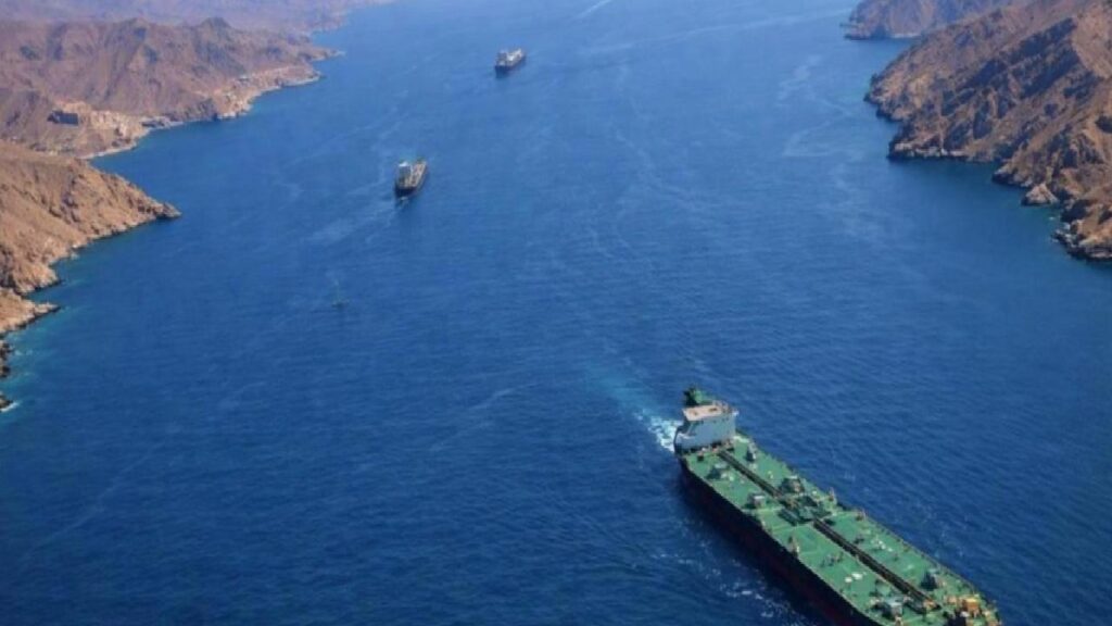 İran’dan ABD’ye Sert Uyarı: Abluka Sürerse Bölgesel Ticarete Darbe Vurur