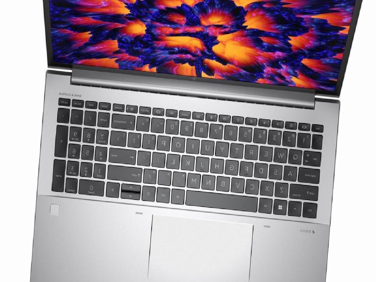 NASA, ISS’teki Astronotların Laptoplarını Yeniledi: Özellikler ve Benzerlerinin Türkiye Fiyatı