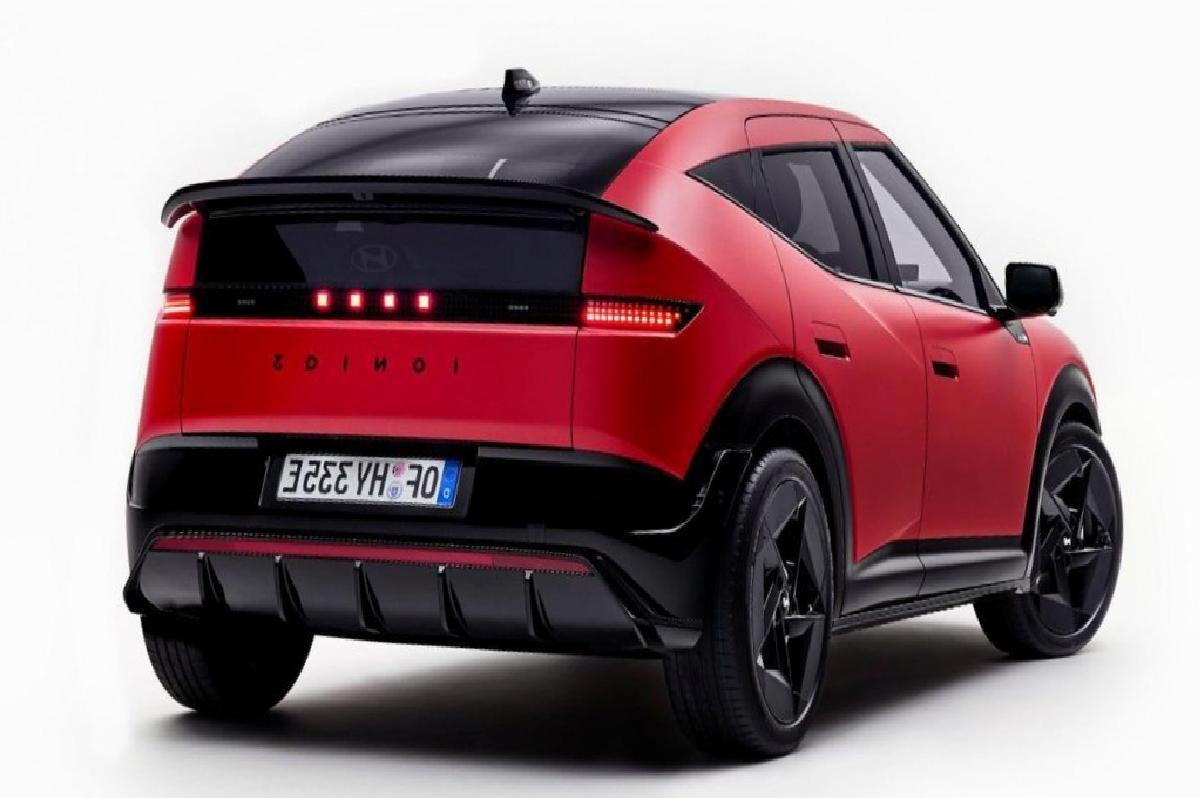 Türkiye'de Üretilecek Elektrikli Otomobil Hyundai IONIQ 3'ün Tasarımı Sızdırıldı: Tanıtıma Saatler Kala