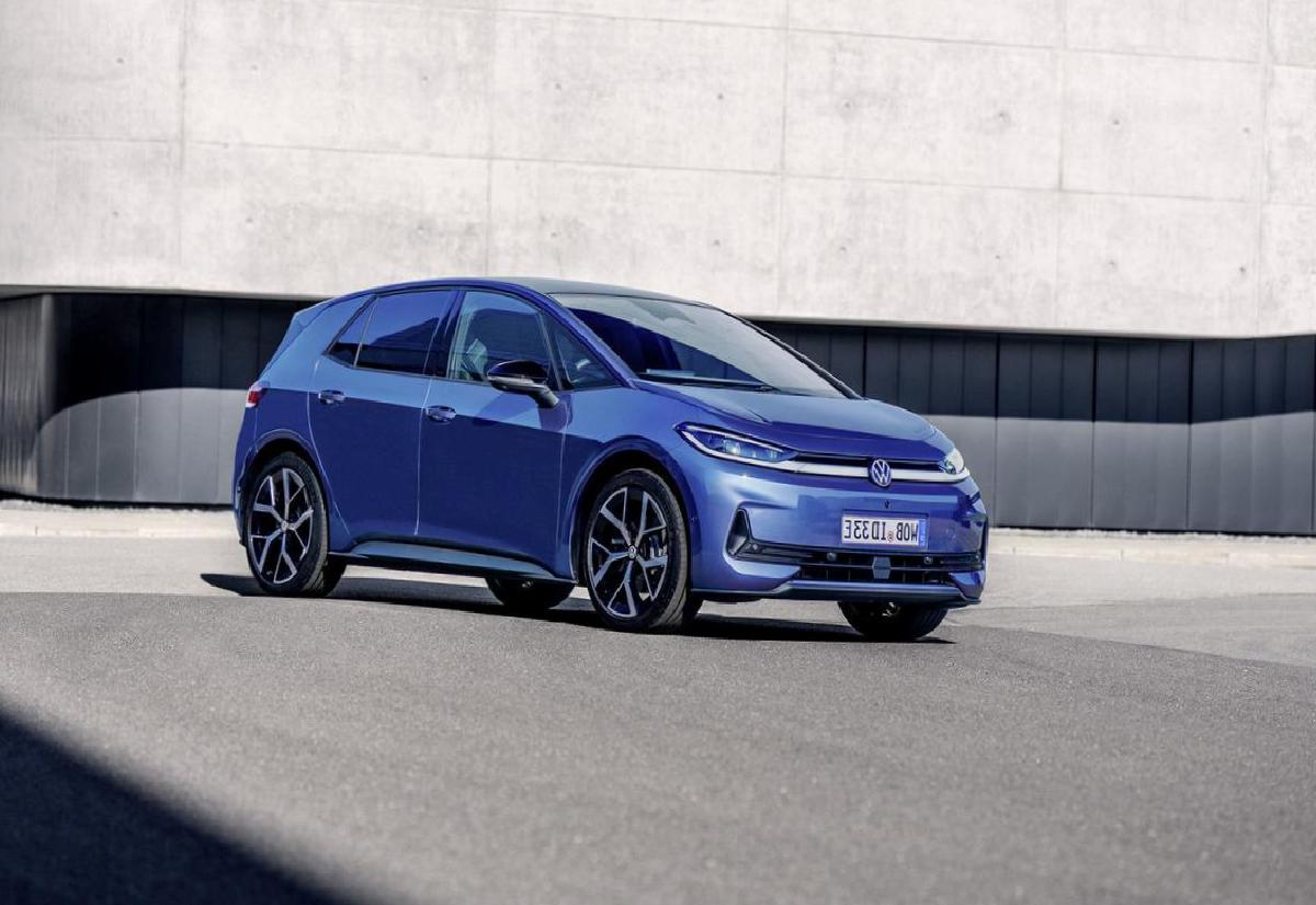 Volkswagen ID.3 Neo Duyuruldu: Yeni Tasarım, Fiziksel Tuşlar ve 630 Km’ye Varan Menzil - Web İçeriği İçin Özgün Başlık