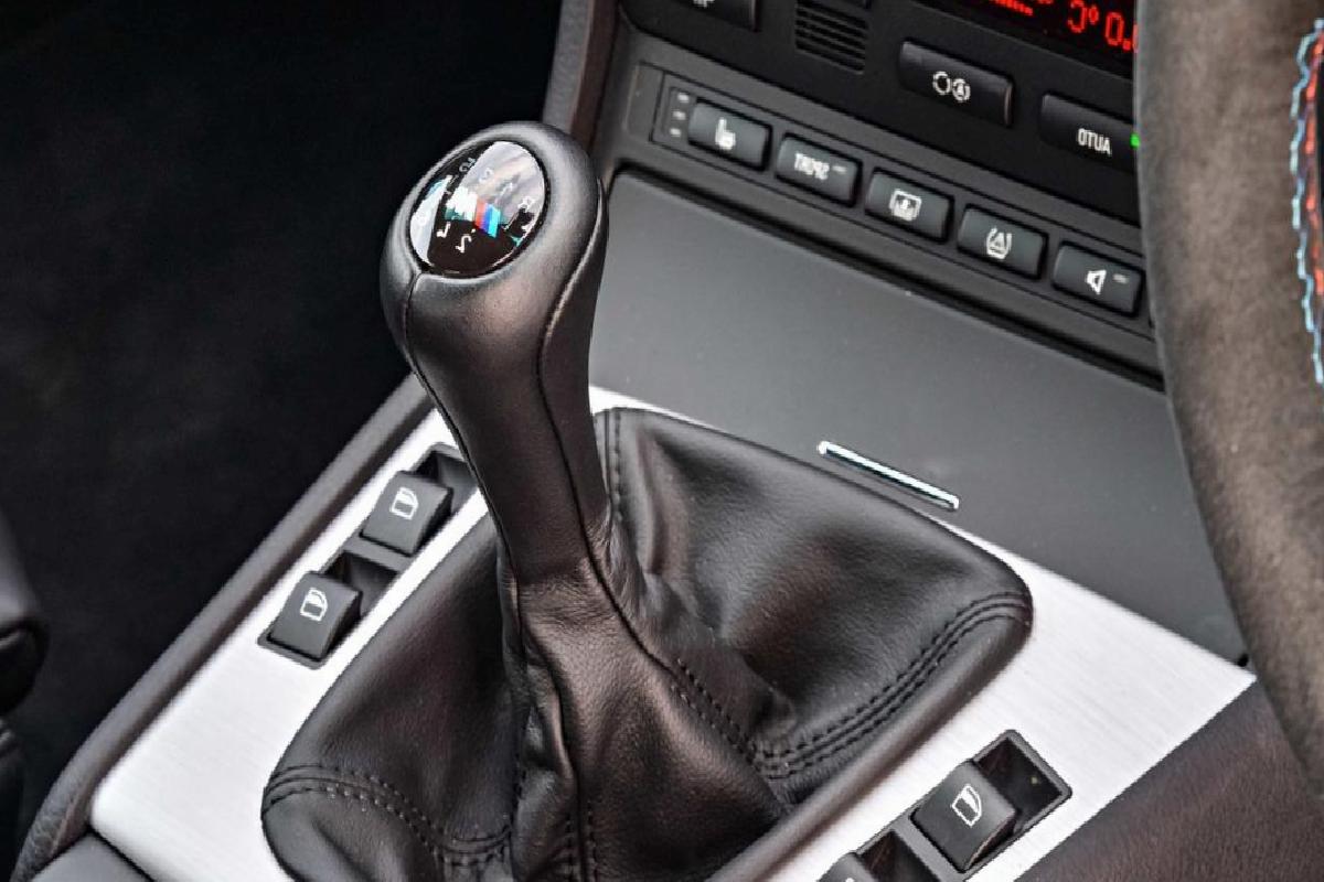 Yüksek Kilometreye Sahip Otomatik Şanzımanlı Bir Araba Nasıl Kullanılır?