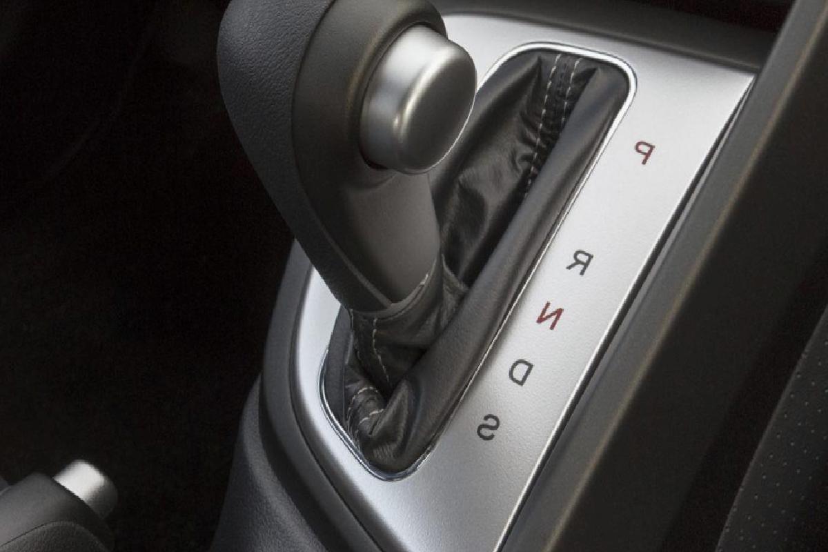 Yüksek Kilometreye Sahip Otomatik Şanzımanlı Bir Araba Nasıl Kullanılır?